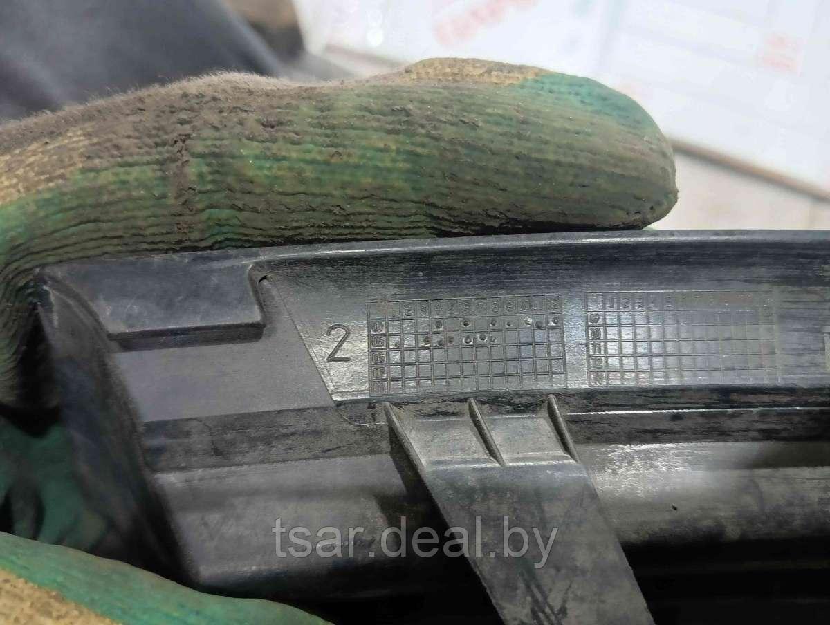 Заглушка (решетка) в бампер передний Volkswagen Passat B6 (3C0853666) - фото 4 - id-p222360679