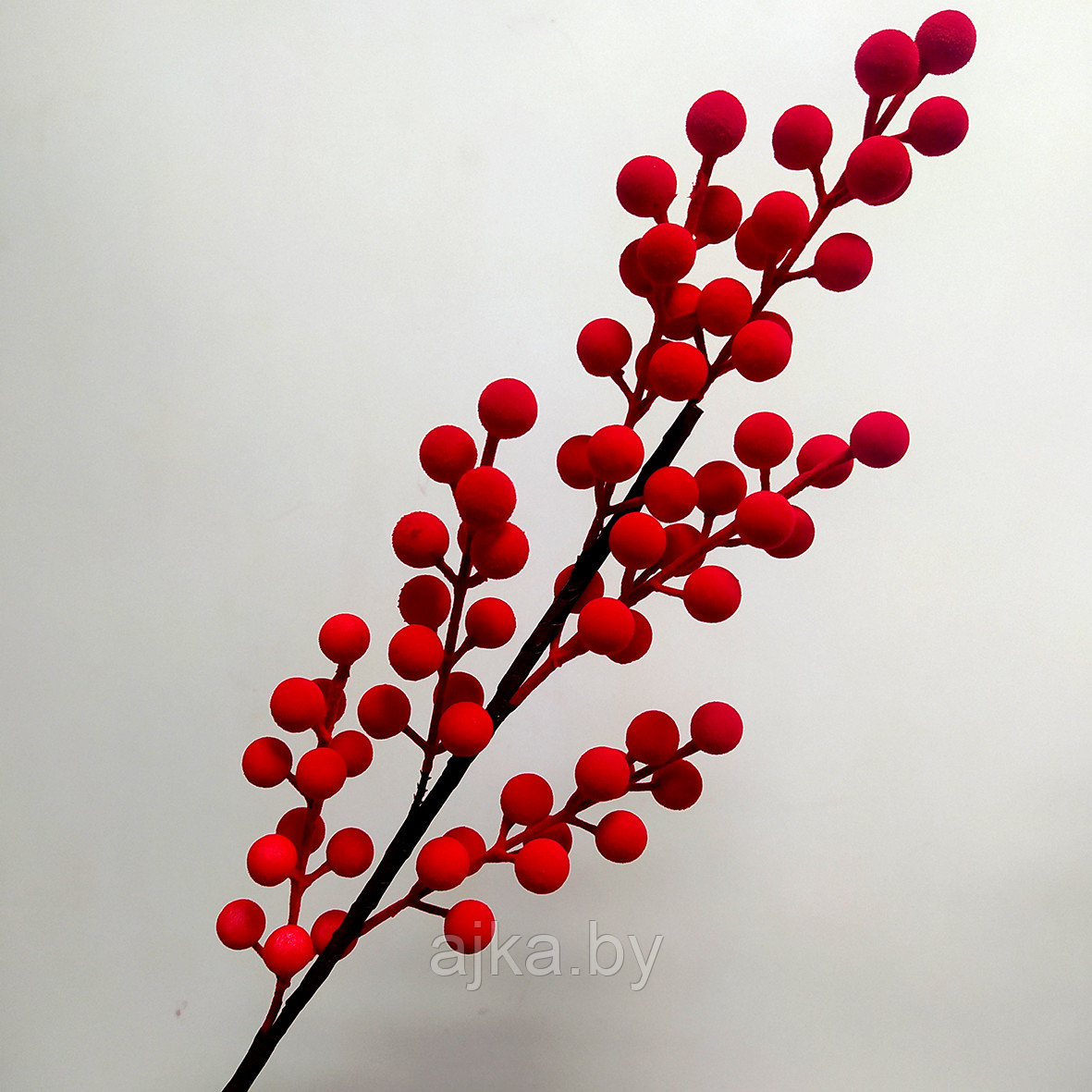 Ветка с красными ягодами 62 см, бархат - фото 1 - id-p222374008