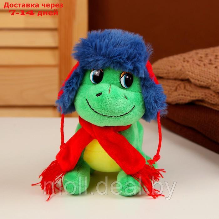Мягкая игрушка "Дракон" в разноцветной шапке ушанке, 15 см, цвет зелено-желтый - фото 2 - id-p222364512