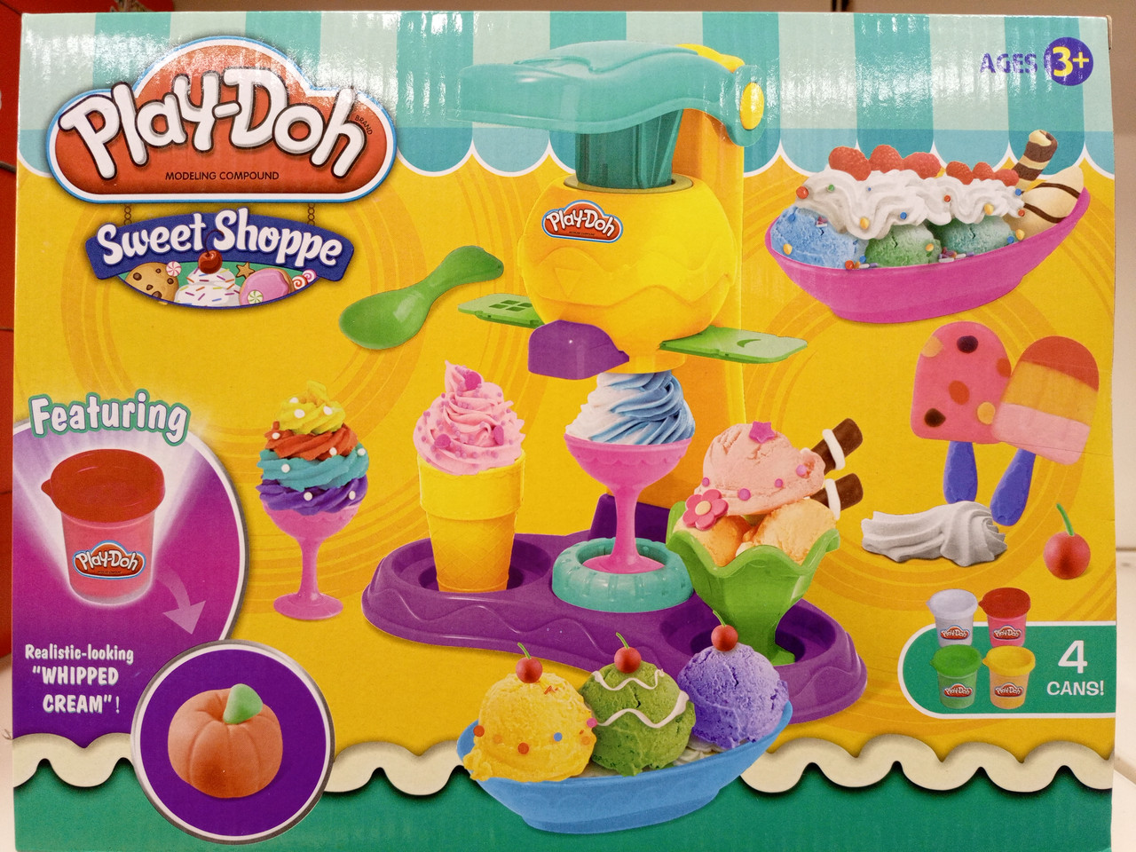 Игровой набор пластилина Play-Doh "Мороженица"