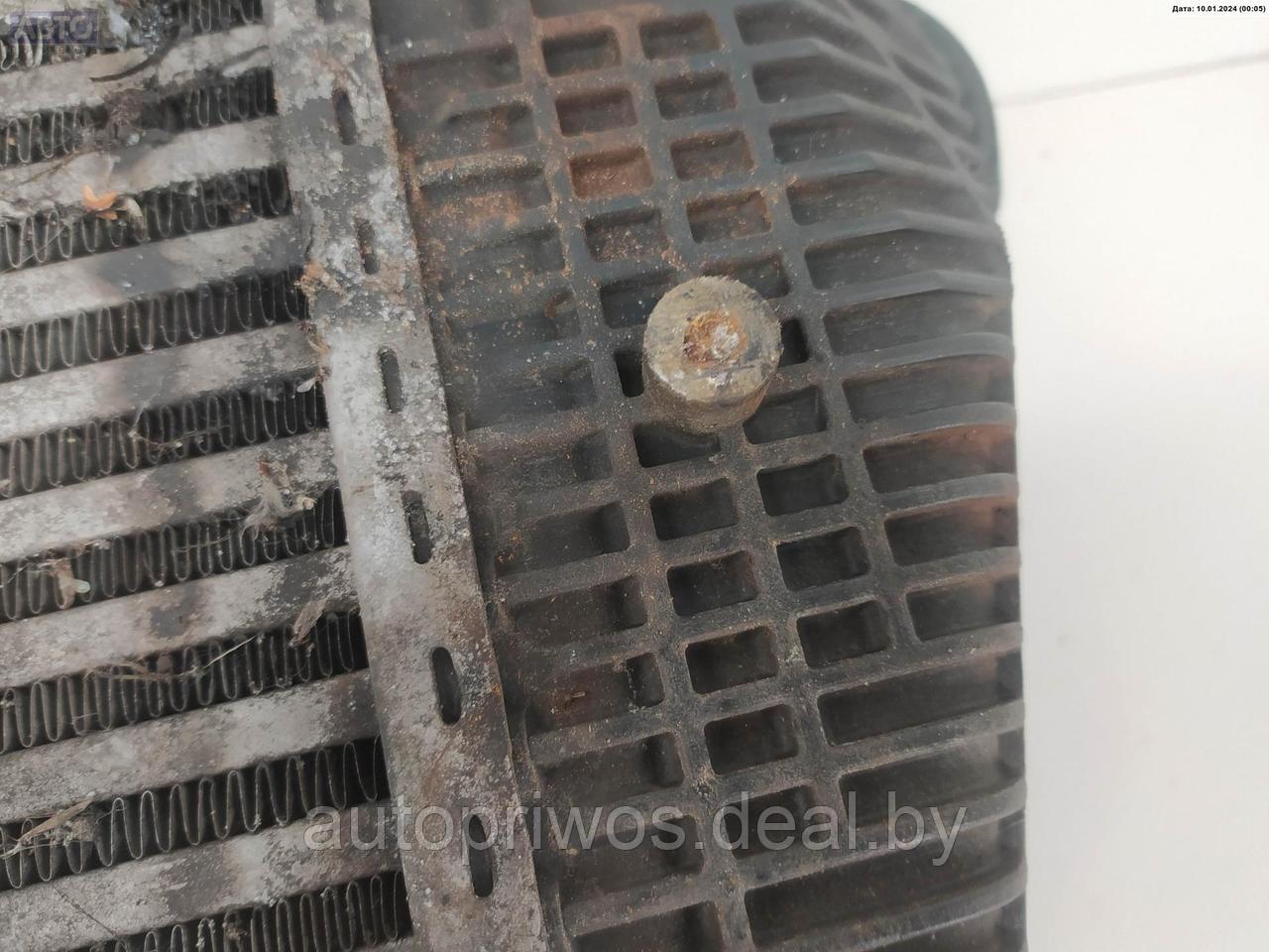 Радиатор интеркулера Volkswagen Golf-5 Plus - фото 4 - id-p193086537