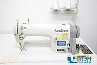 Прямострочная промышленная швейная машина Brother SL-1110-5 (комплект)