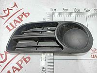 Заглушка (решетка) в бампер передний Skoda Fabia 1 (6Y0807367B)