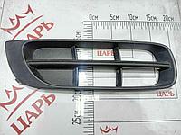 Заглушка (решетка) в бампер передний Skoda Fabia 2 (5J0807368)