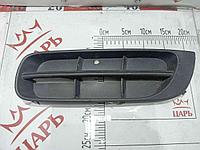 Заглушка (решетка) в бампер передний Skoda Fabia 2 (5J0807367)