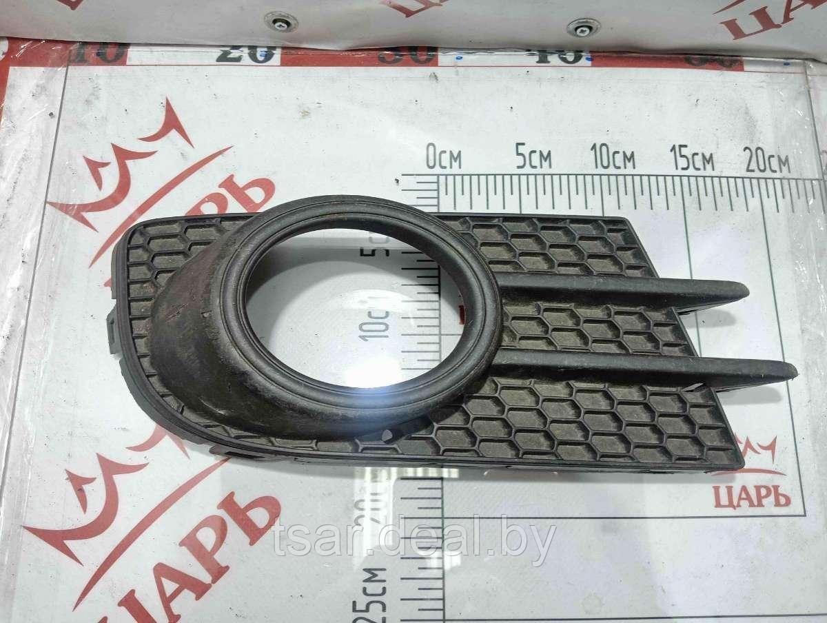 Заглушка (решетка) в бампер передний Volkswagen Tiguan 1 (5N0853666E) - фото 1 - id-p222445022