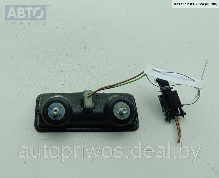 Кнопка открывания багажника Skoda Fabia mk1 (6Y) - фото 2 - id-p222541854