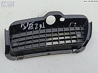 Решетка (заглушка) в бампер Volkswagen Golf-3
