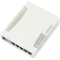 Коммутатор MikroTik RB260GS with 5 Gigabit ports and SFP cage, SwOS, plastic case, PSU - фото 1 - id-p212548823