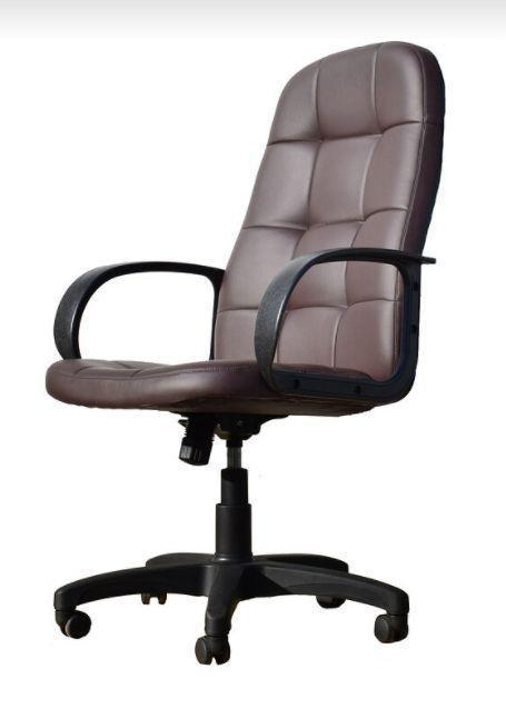 Кожаное компьютерное офисное кресло для руководителя ЯрКресло Кр45 ТГ ПЛАСТ ЭКО3 коричневое на колесиках