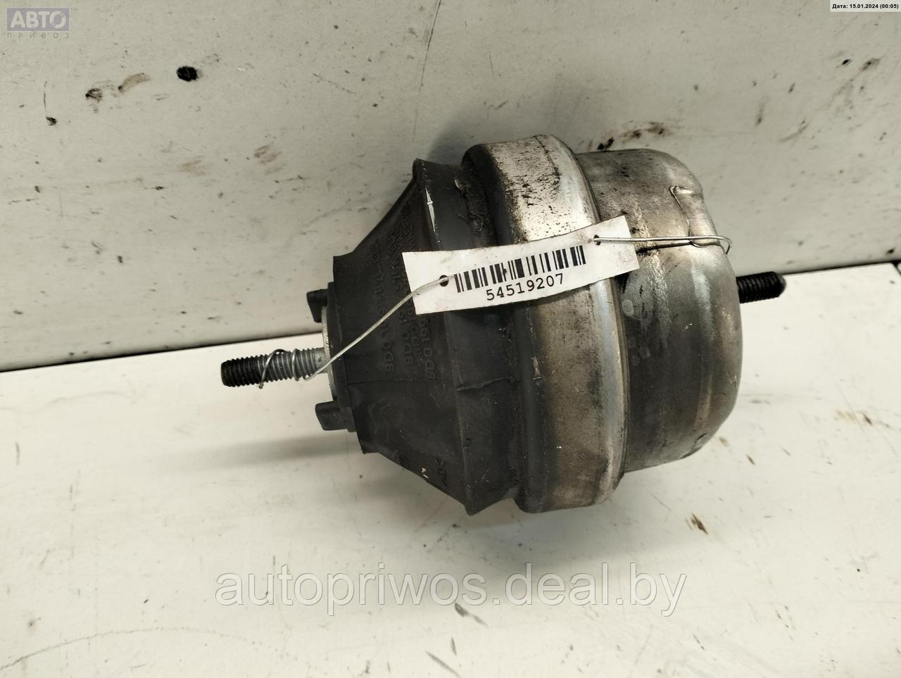 Подушка крепления двигателя Volkswagen Passat B5 - фото 2 - id-p222630385