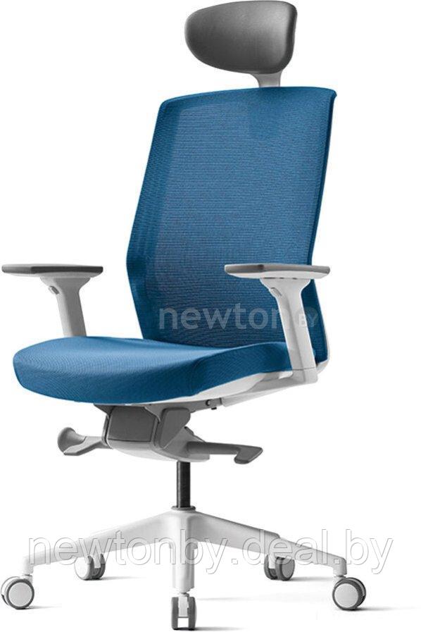 Кресло Bestuhl J1 White Pl с подголовником (голубой) - фото 1 - id-p222690525