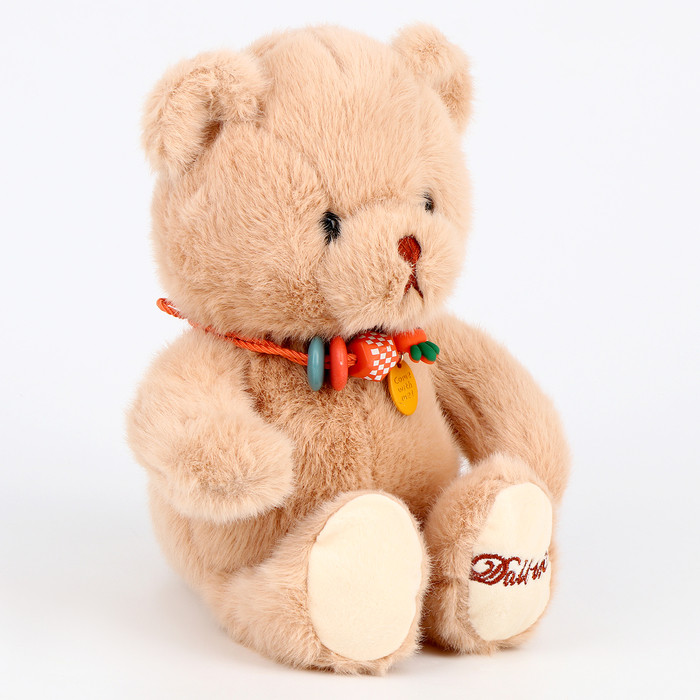 Мягкая игрушка "Медведь" с ожерельем, 20 см, цвет бежевый - фото 2 - id-p222717248