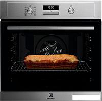 Электрический духовой шкаф Electrolux SurroundCook 600 EOF4P74X