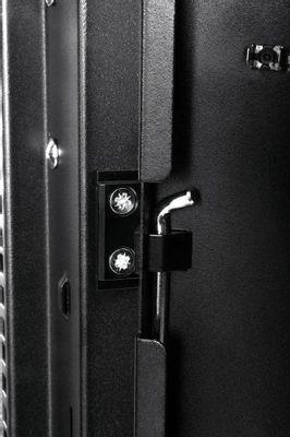 Шкаф коммутационный ЦМО ШТК-М-22.6.8-1ААА-9005 напольный, стеклянная передняя дверь, 22U, 600x800 мм - фото 4 - id-p221320070
