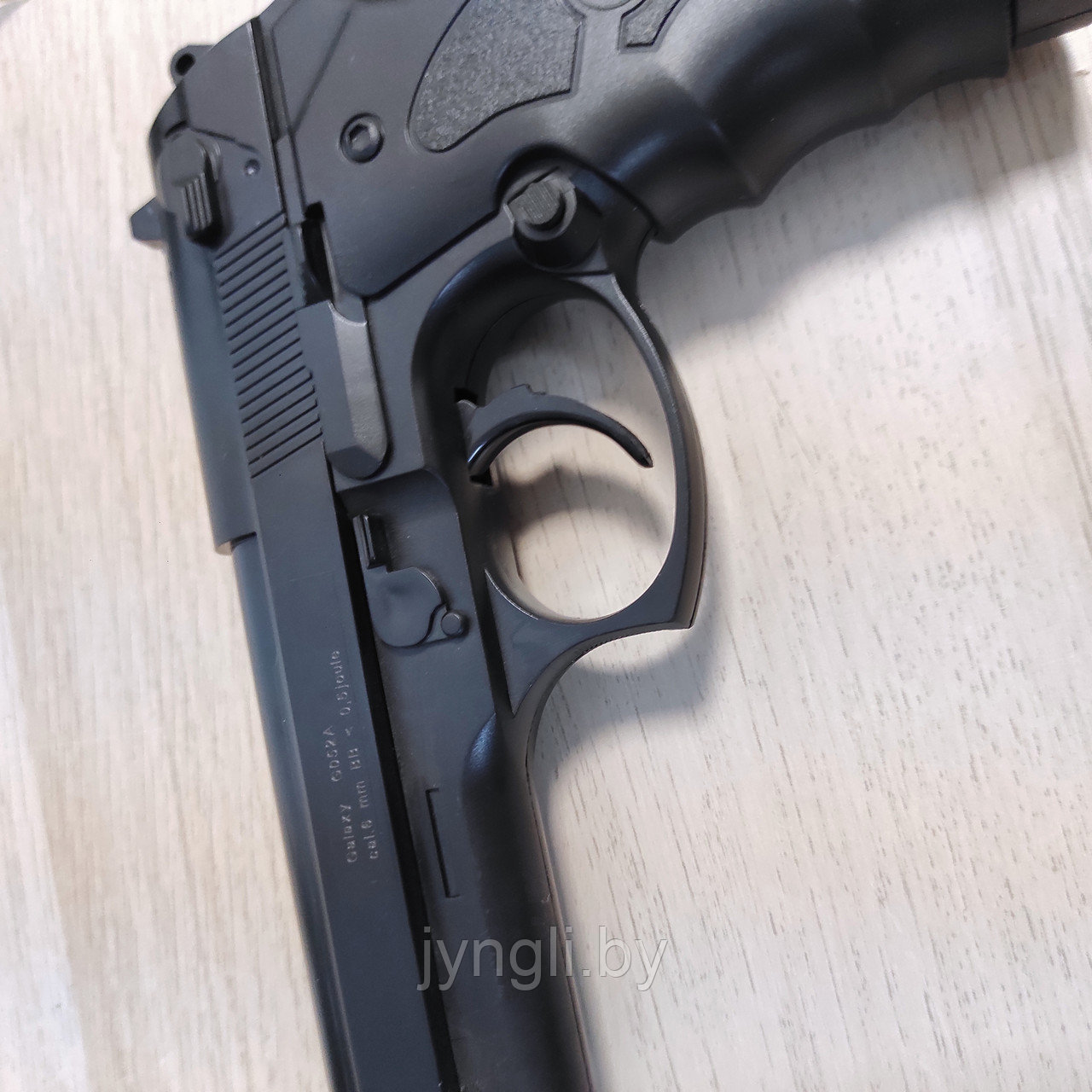 Страйкбольный пистолет Galaxy G.052A (Beretta 92) с глушителем - фото 4 - id-p222698024