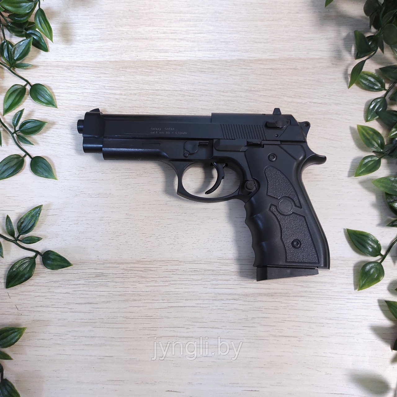 Страйкбольный пистолет Galaxy G.052A (Beretta 92) с глушителем - фото 1 - id-p222698024