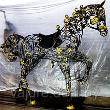 МАФ "Лошадь с золотыми подковами"