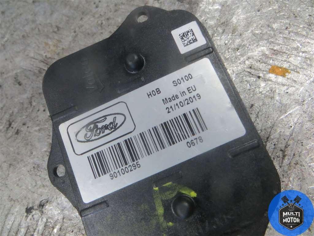 Блок розжига LED FORD KUGA (2013-2019) 2.0 TDCi 2018 г. - фото 2 - id-p222993394