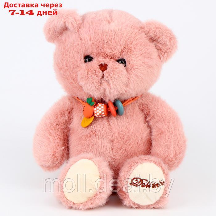 Мягкая игрушка "Медведь" с ожерельем, 20 см, цвет розовый - фото 1 - id-p222992102