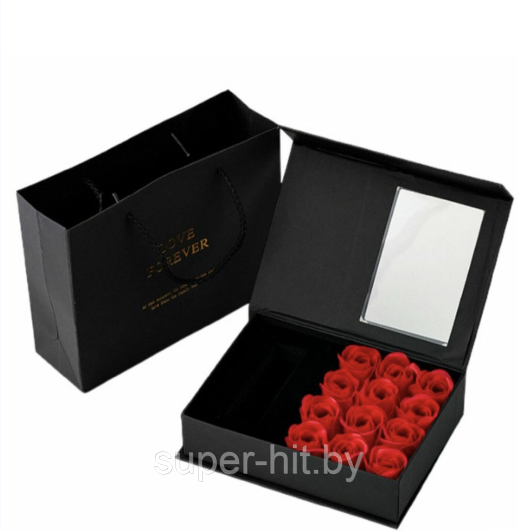 Подарочная шкатулка с мыльными розами и Кулон сердце" Я тебя люблю" с проекцией на 100 языках - фото 2 - id-p223011873