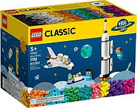 Набор деталей LEGO Classic 11022 Космическая миссия