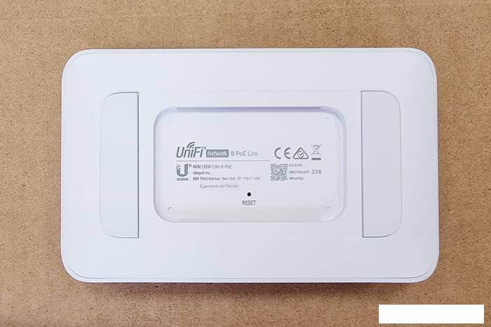 Управляемый коммутатор 2-го уровня Ubiquiti UniFi Switch Lite 8 POE - фото 8 - id-p222544550