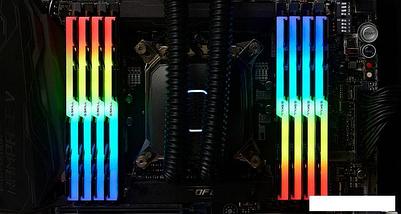 Оперативная память G.Skill Trident Z RGB 8x8GB DDR4 PC4-32000 F4-4000C18D-64GTZR, фото 2
