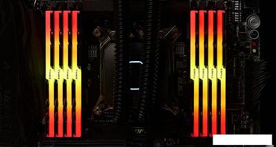 Оперативная память G.Skill Trident Z RGB 8x8GB DDR4 PC4-32000 F4-4000C18D-64GTZR, фото 3