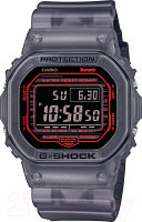 Часы наручные мужские Casio DW-B5600G-1E