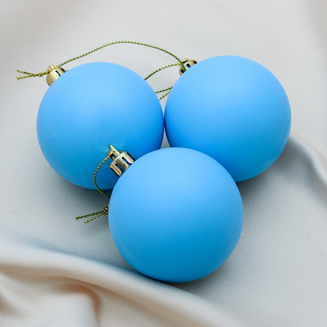 Набор елочных шаров «Матовый», d-5,5 см, 3 шт. (голубой, 4298871) - фото 1 - id-p223275822