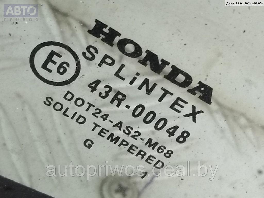 Стекло кузовное боковое заднее левое Honda Civic (2001-2005) - фото 2 - id-p223277116