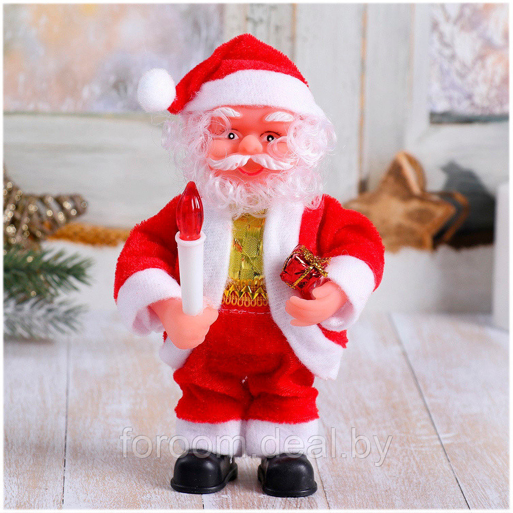 Фигура декоративная "Дед Мороз со свечкой и подарком" (h)15см, с подсветкой Зимнее Волшебство 1111391 - фото 1 - id-p223326698