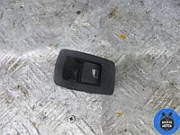 Кнопка стеклоподъемника BMW X3 (F25) (2010-2014) 2.0 TD N47D20C 2011 г.