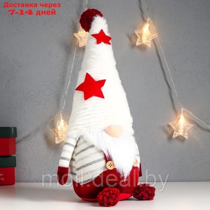 Кукла интерьерная "Дед Мороз в красном комбинезоне, в колпаке со звёздами" 35х16х14 см - фото 2 - id-p223337705