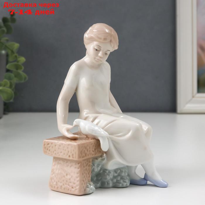 Сувенир керамика "Девочка кормилица" 11х8,5х14,5 см - фото 2 - id-p223486117