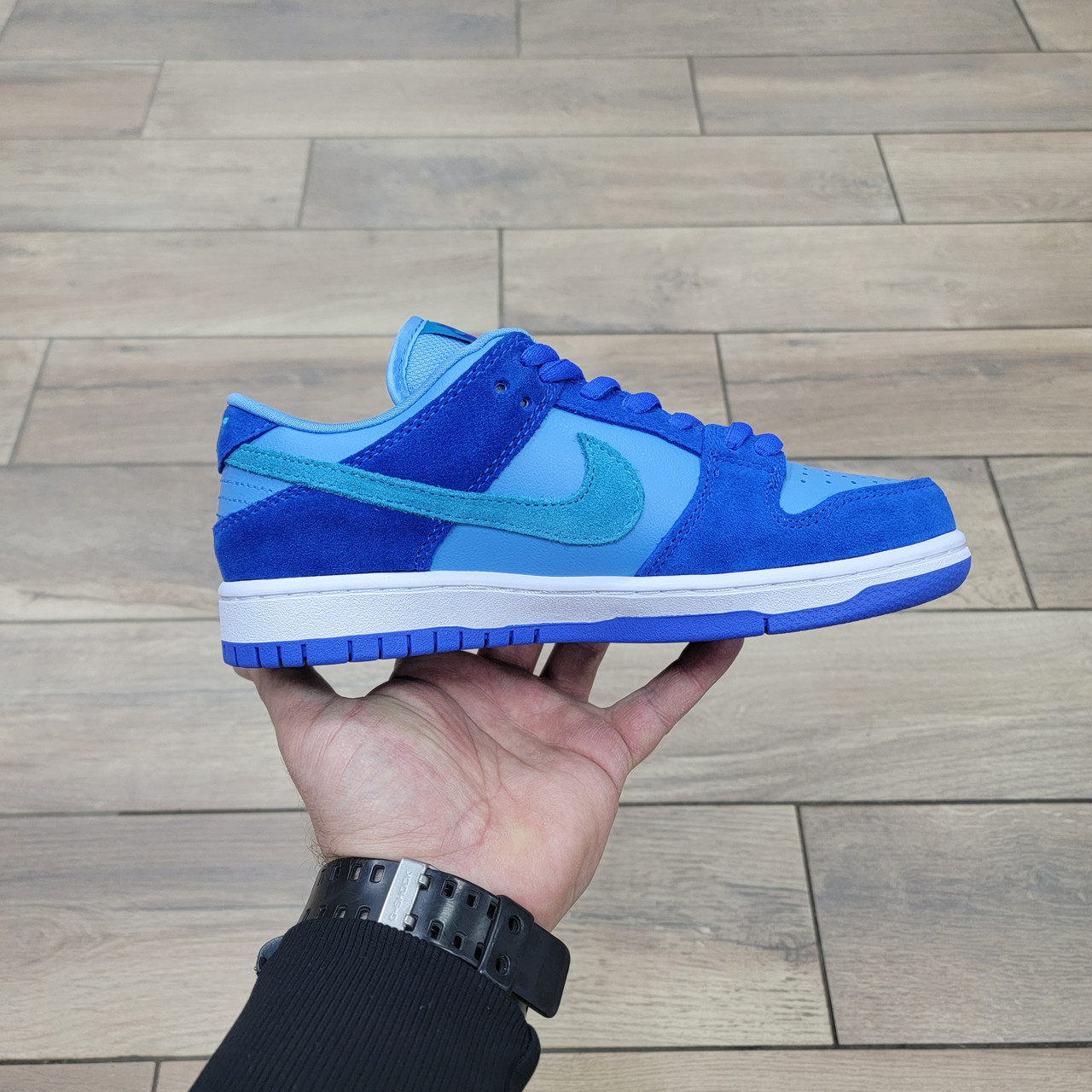 Кроссовки Wmns Nike Dunk Low Pro SB Fruity Pack Blue Raspberry - фото 2 - id-p223462820