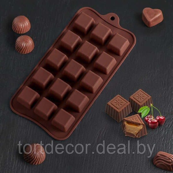 Форма для льда и кондитерских украшений Шоколадные конфеты, 21,5х10х1,5 см, 15 ячеек - фото 1 - id-p223539126