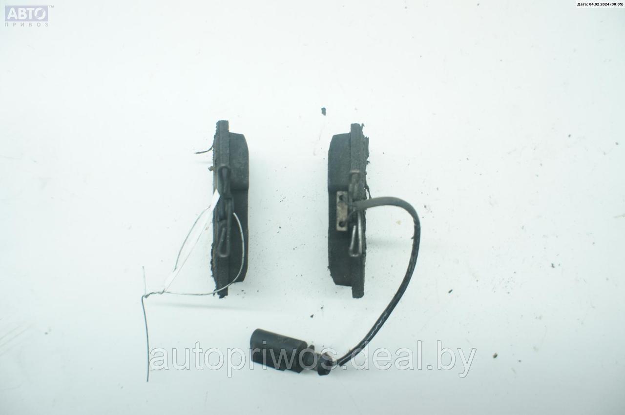 Колодки тормозные задние Ford Galaxy (2000-2006) - фото 2 - id-p214048764