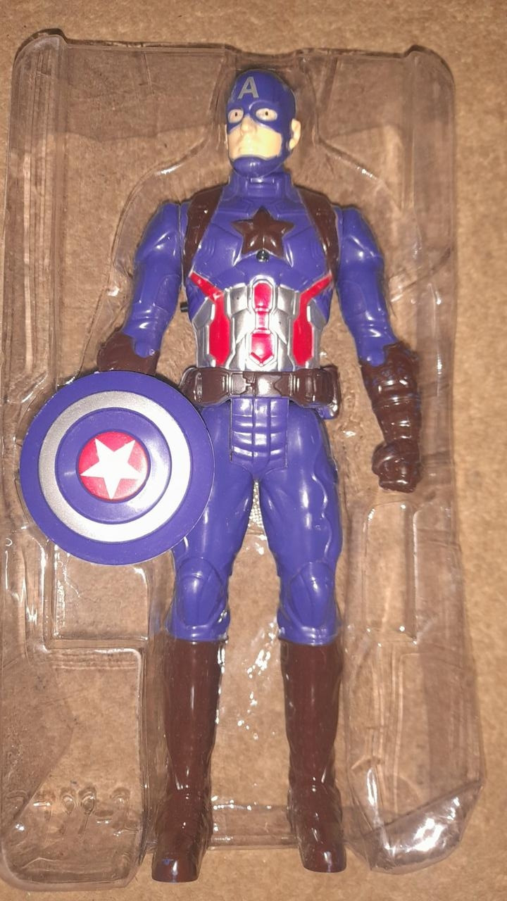 Коллекционная фигурка Мстители : Капитан Америка Captain America со щитом свет , звук 29 см - фото 1 - id-p223571816