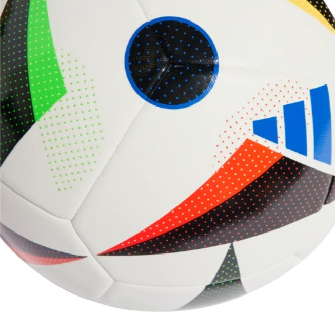 Мяч футбольный №4 Adidas Fussballliebe Match Ball Replica Training EURO 24 - фото 4 - id-p223572038