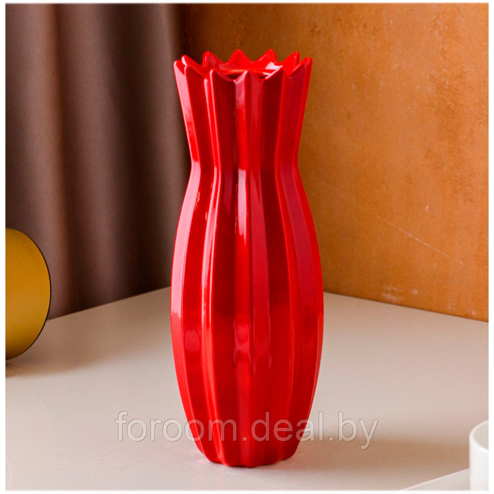 Ваза керамическая "Лина", (h)28см, красная Керамика ручной работы Узор из граней 5572801 - фото 1 - id-p223600851