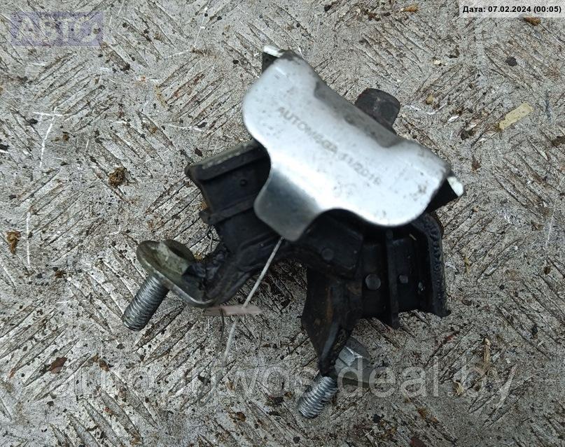 Подушка крепления двигателя Renault Scenic 1 (1996-2003) - фото 1 - id-p223615489