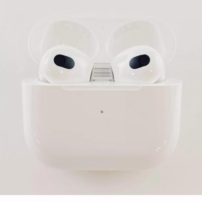 Apple AirPods (Gen 3) (Восстановленный) - фото 1 - id-p223547282