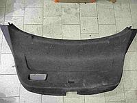 Обшивка крышки багажника Seat Toledo 3 (5P5867601E)