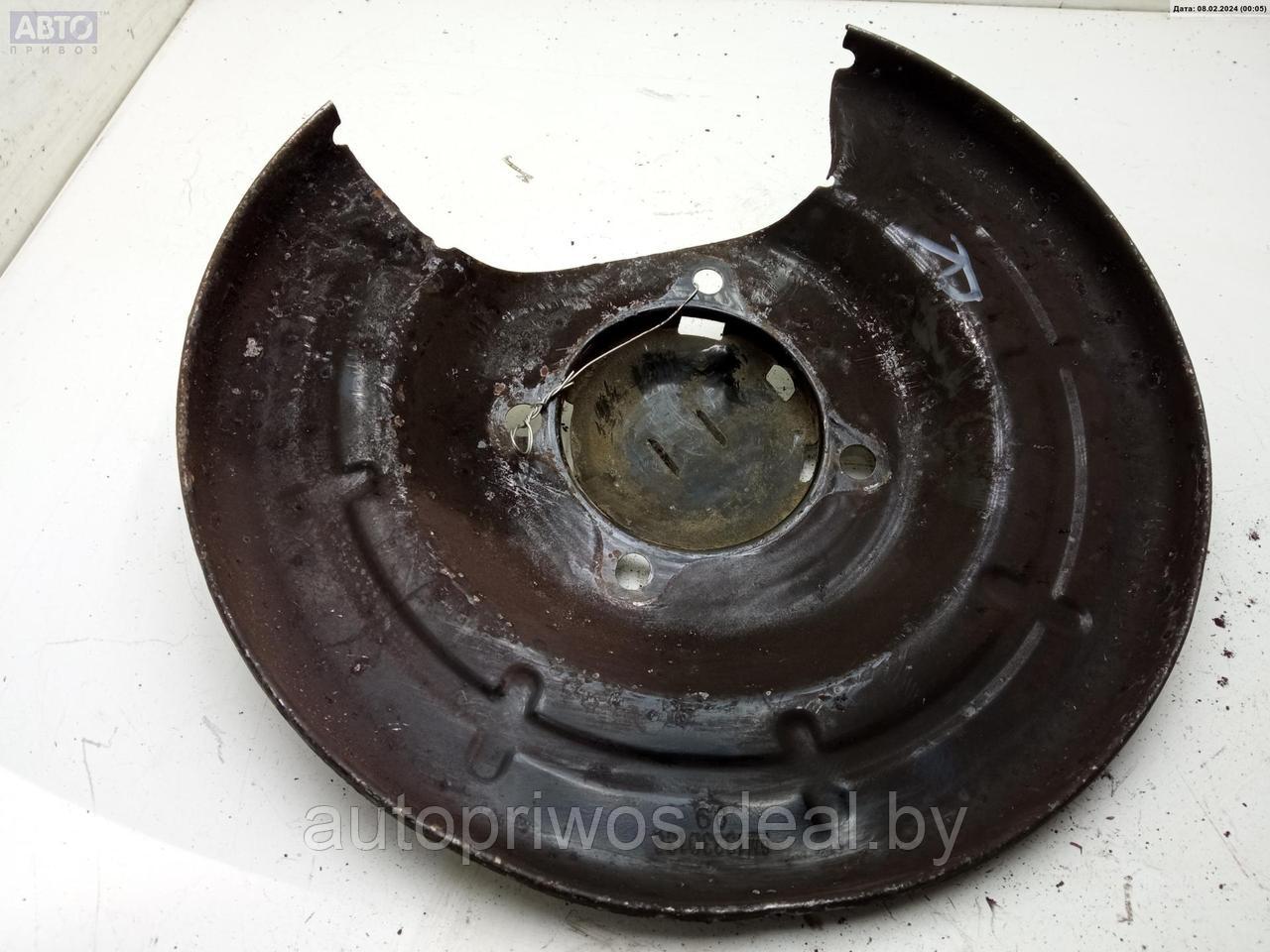 Щиток (диск) опорный тормозной задний правый Chevrolet Cruze - фото 1 - id-p223580478