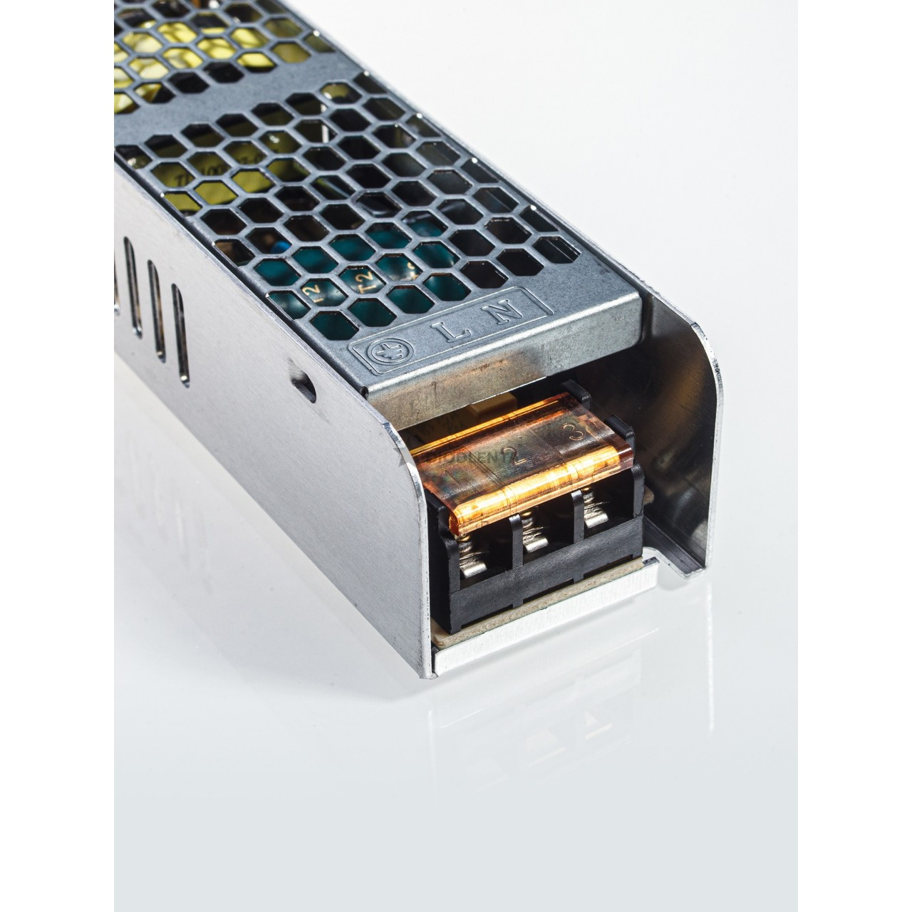 Компактный блок питания 12V 100W (S-100W-12V) для светодиодных лент - фото 4 - id-p222975768