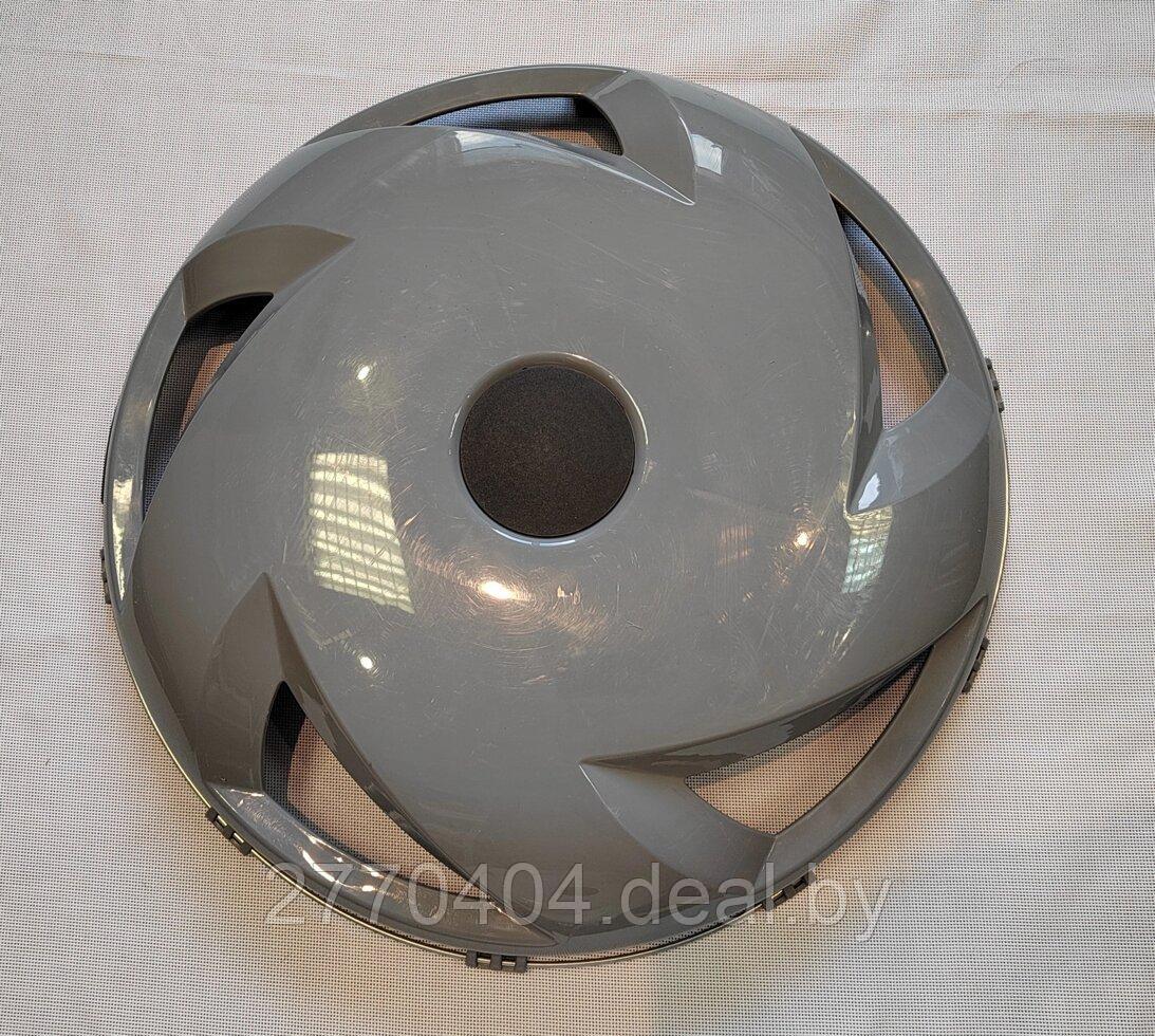 Колпак на диск колеса R-22,5 передний пластиковый цвет серый (вентилятор) на Грузовые АВТО - фото 1 - id-p223766962