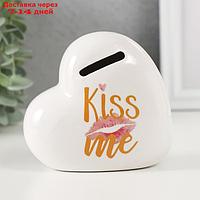 Копилка керамика "Белое сердце - Kiss me" 11х5х10,5 см