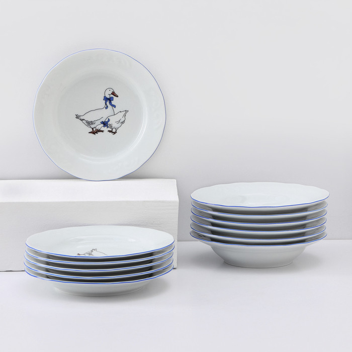 Набор фарфоровых тарелок «Гуси», 12 предметов: 6 супниц 350 мл, 6 плоских тарелок d=20 см - фото 1 - id-p223802751